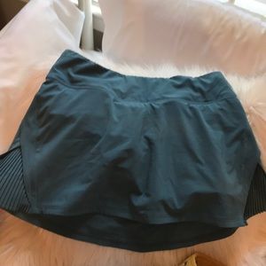 lululemon skirt!